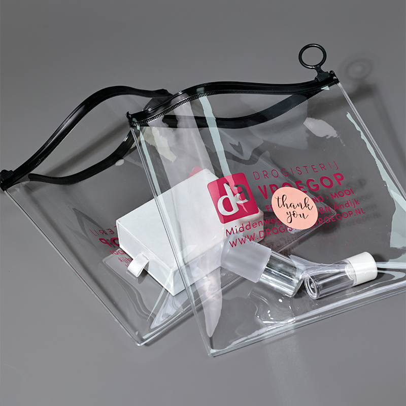 Transparent PVC pink zipper bag