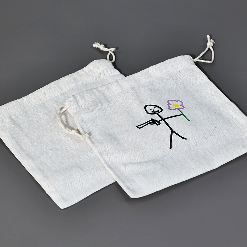 White small size canvas drawstring bag 4.8