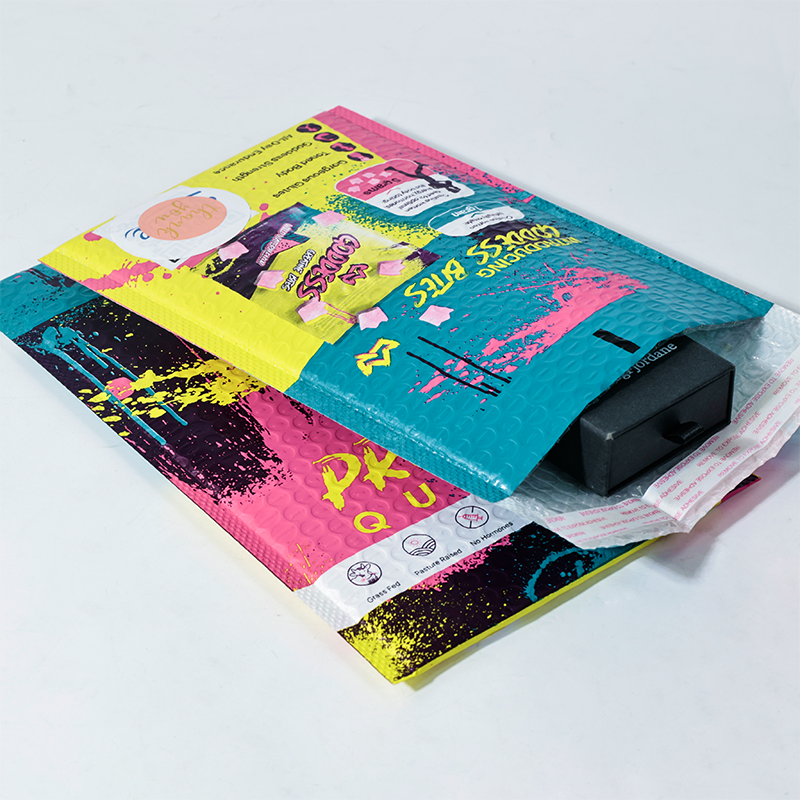 Pattern full color printing co-extrusion film express bubble bag 4.10