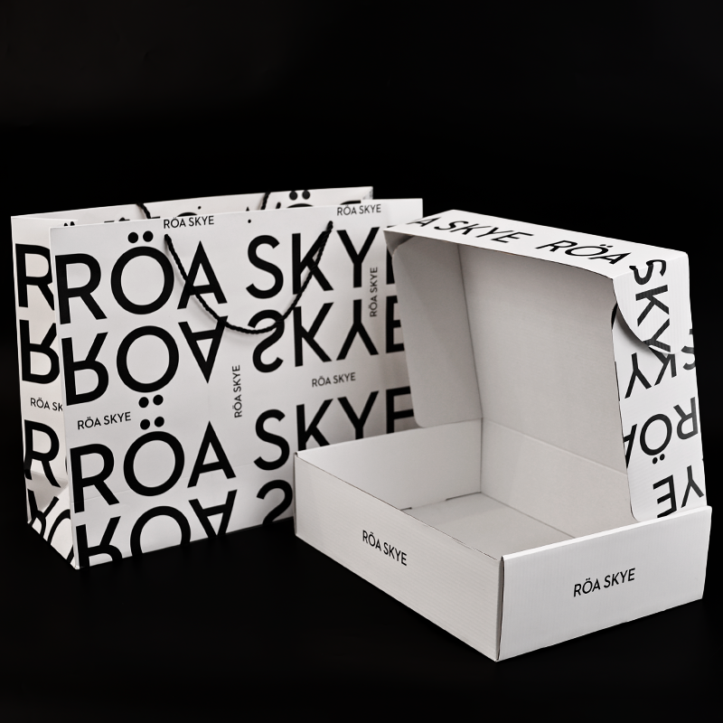 White multi-size pattern full-print paper bag gift box set