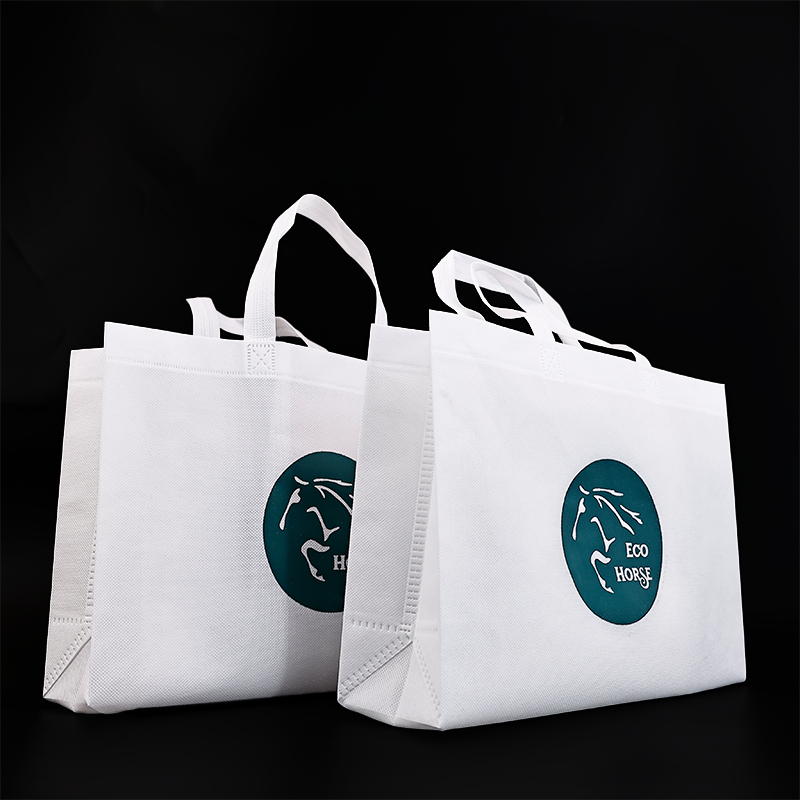 White non-woven tote bag 4.30