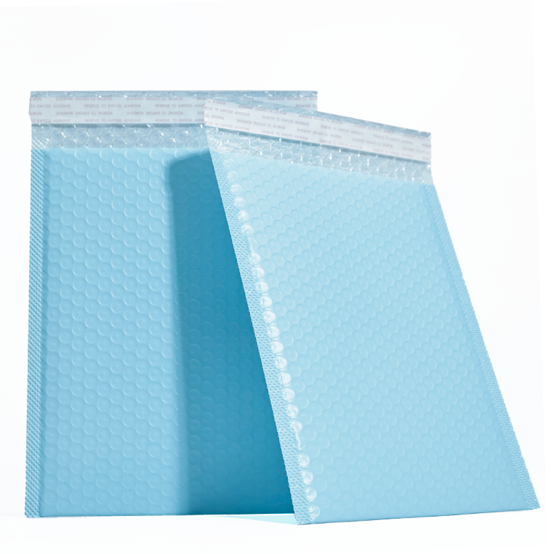 Blue self-adhesive bubble courier bag 12.5