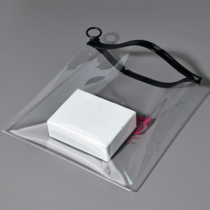 Transparent PVC pink zipper bag