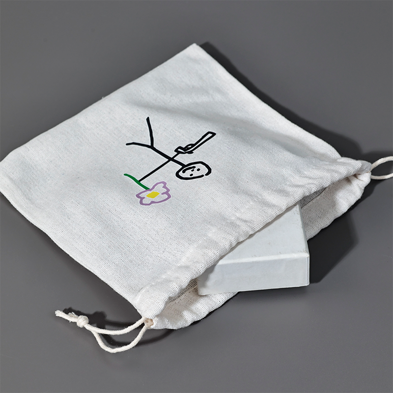 White small size canvas drawstring bag 4.8