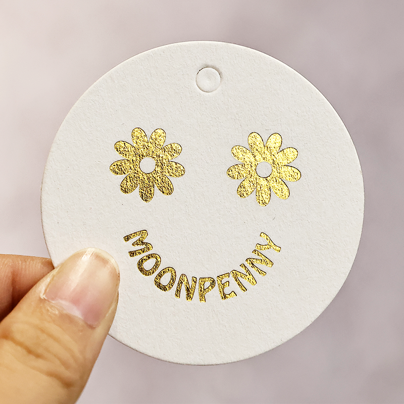 Round black and white hot stamping pattern hangtag 2.27