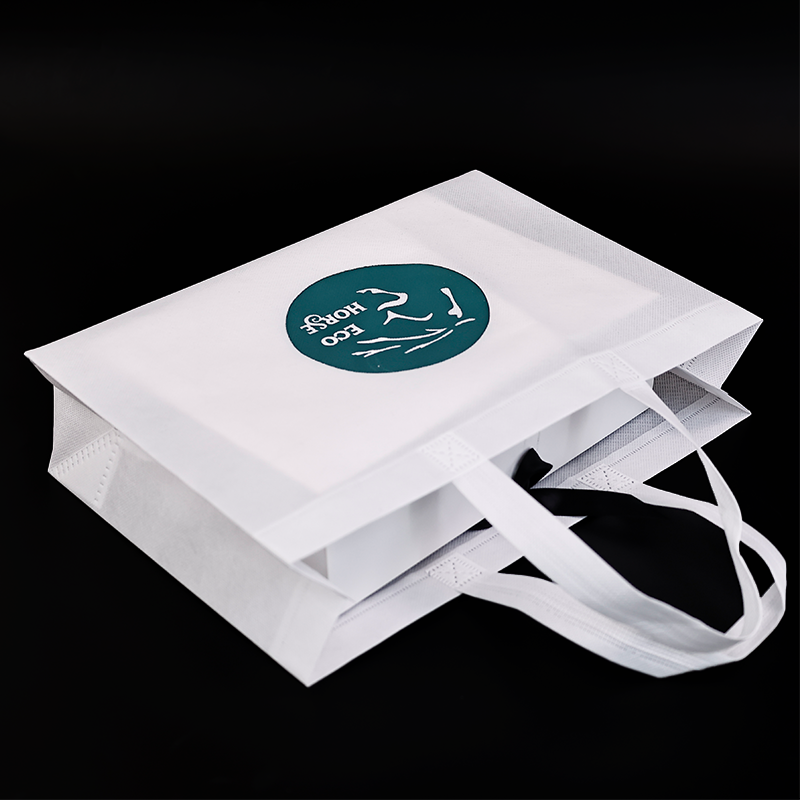 White non-woven tote bag 4.30