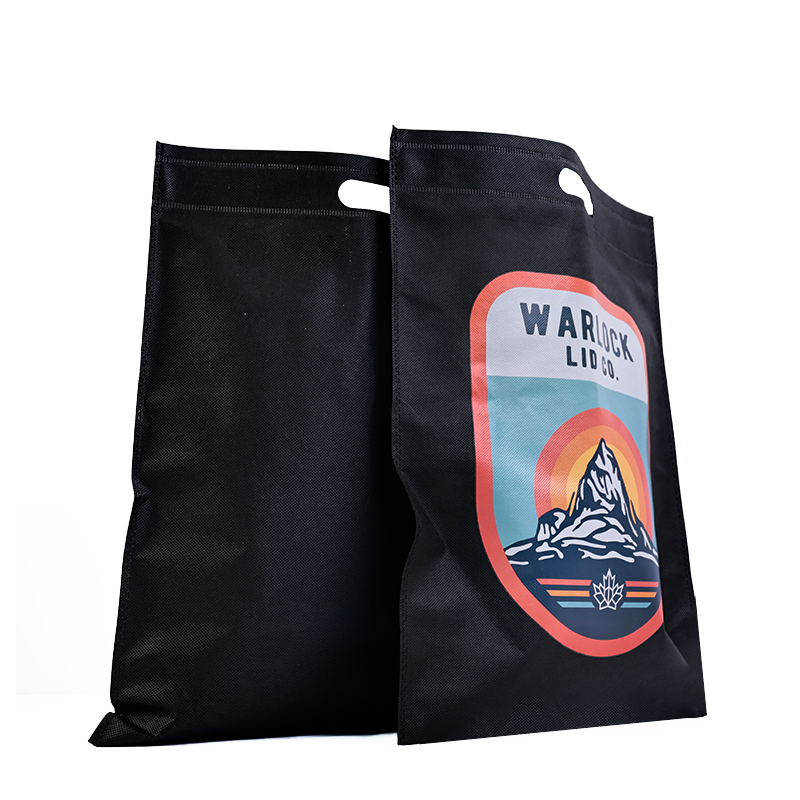 Black four-finger non-woven handbag 8.29