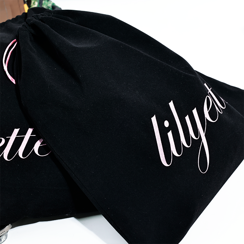 Black flannel drawstring bag 1.15