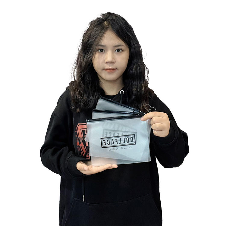 Black pull ring transparent frosted zipper bag