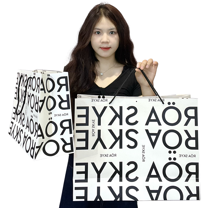 White multi-size pattern full-print paper bag gift box set