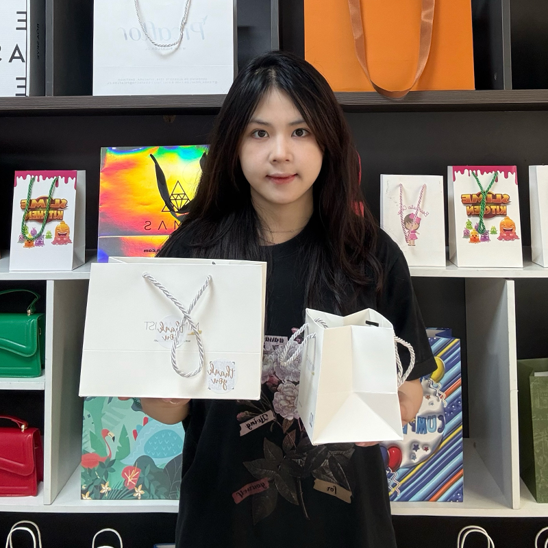 White Multi-Size Tote Bag