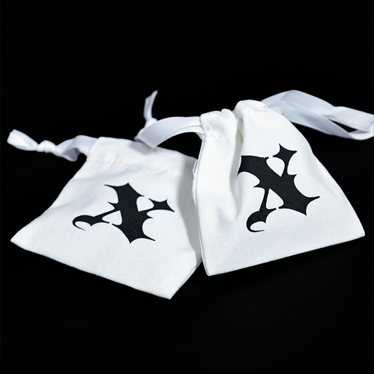 White small canvas drawstring bag 12.17