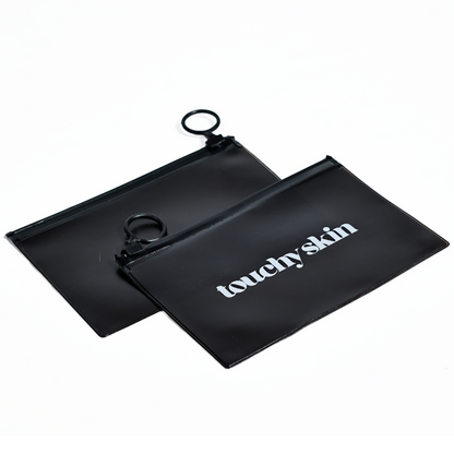 Black frosted ring zipper bag