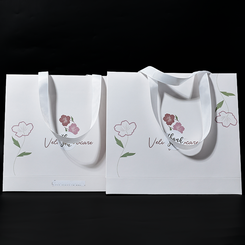 White small bottom side drawstring tote bag