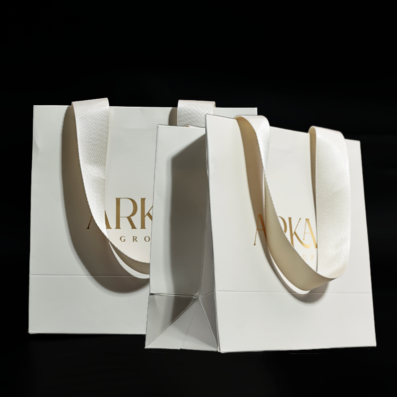 Off-white pattern gold-stamped string handbag