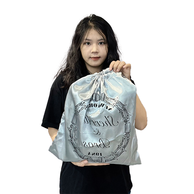 Silk drawstring bag 1.18
