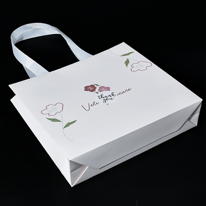 White small bottom side drawstring tote bag