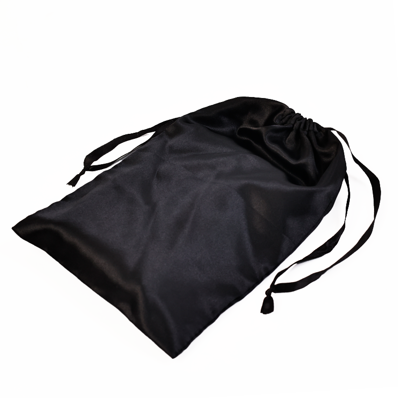 Black pattern gold-stamped drawstring bag 7.15