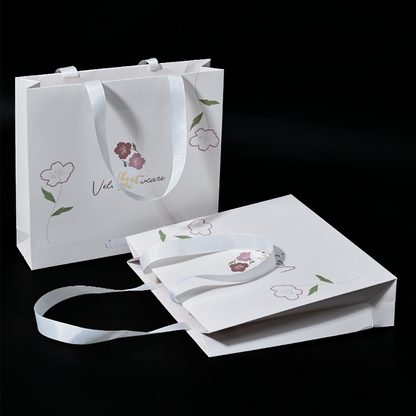 White small bottom side drawstring tote bag
