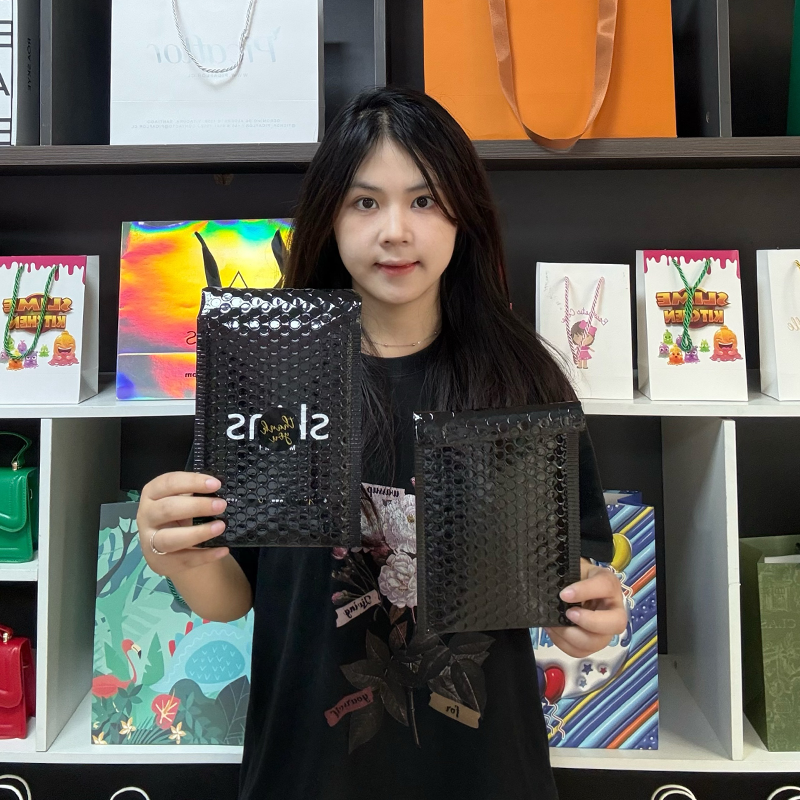 Black glossy film bubble bag 3.19