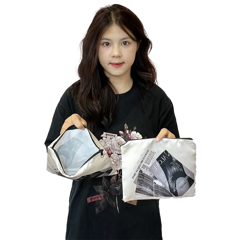 All over printed silk zipper bag 7.18
